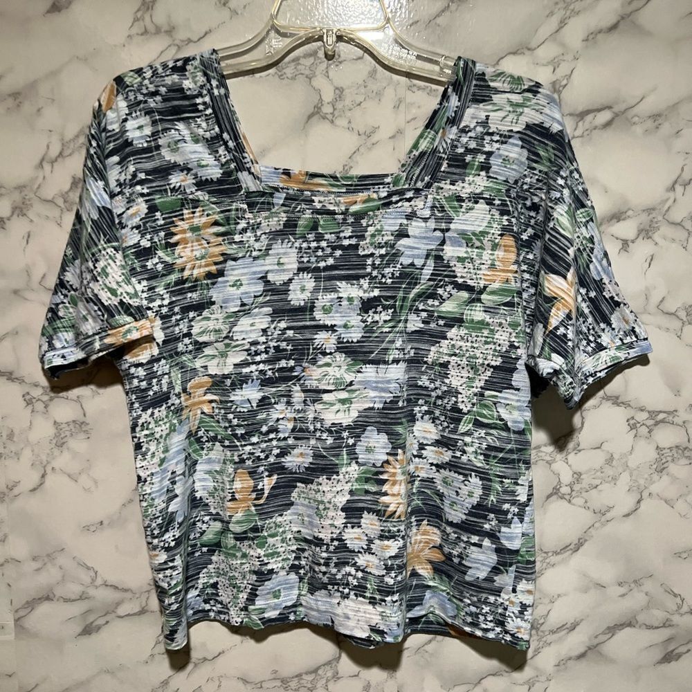 Anthropologie Square Neck Blouse Top XS Floral Reverse Print Short Sleeve